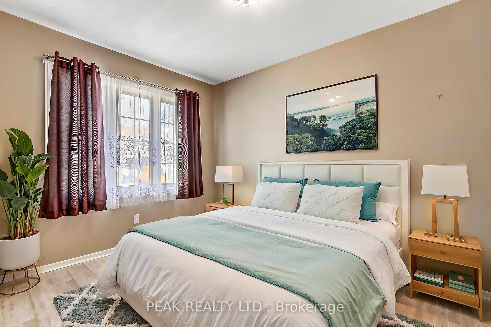 Photo 14 of Unit 15, 19 Hanlon Place, Brant, Paris — HOMEH