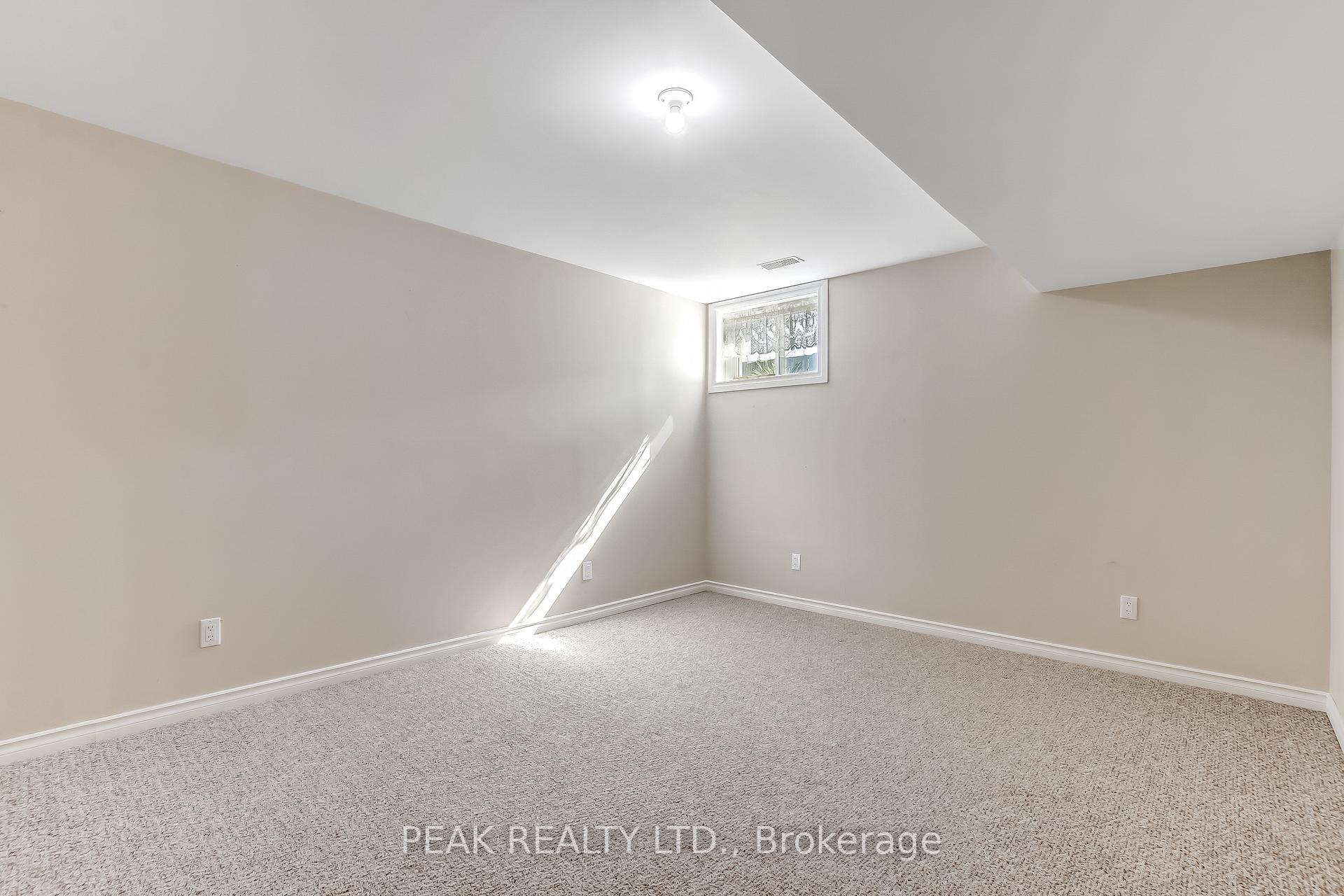Photo 21 of Unit 15, 19 Hanlon Place, Brant, Paris — HOMEH