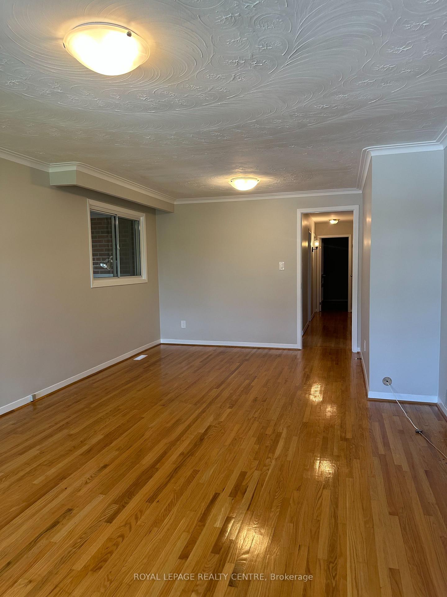 Photo 7 of 2201 Cliff Road, Mississauga, Cooksville — HOMEH