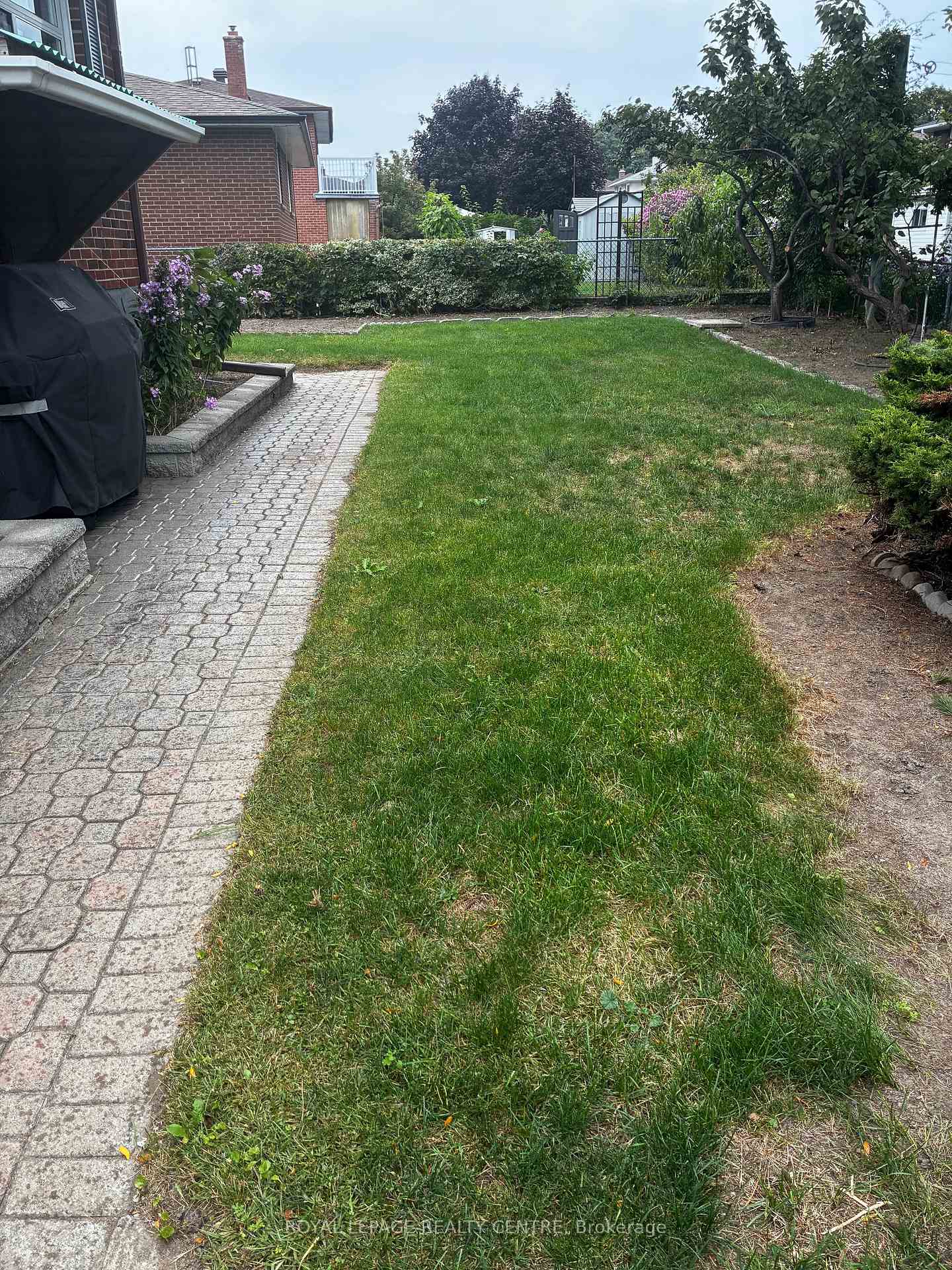 Photo 38 of 2201 Cliff Road, Mississauga, Cooksville — HOMEH