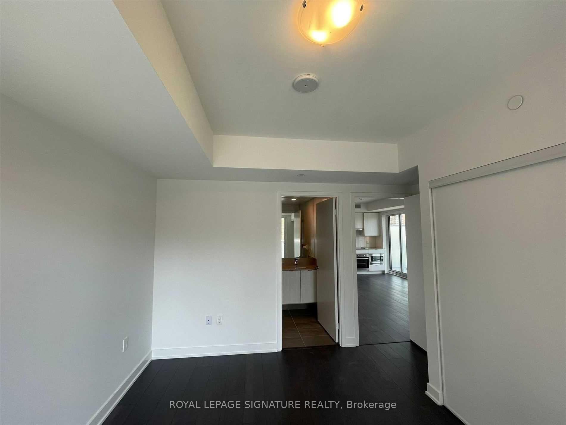 Photo 5 of Unit 804, 195 Redpath Avenue, Toronto, Mount Pleasant West — HOMEH