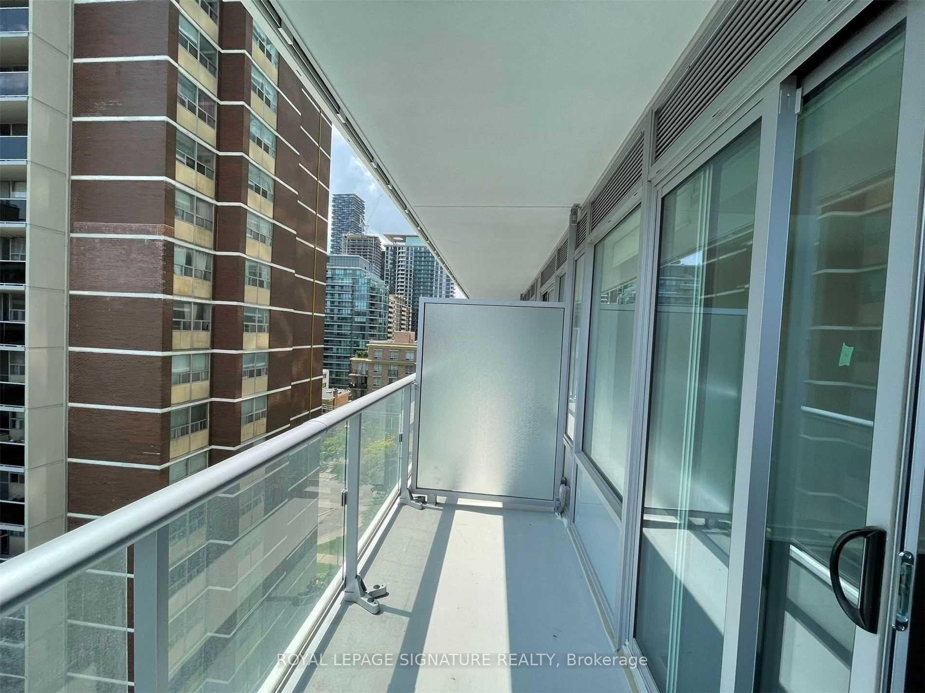 Photo 8 of Unit 804, 195 Redpath Avenue, Toronto, Mount Pleasant West — HOMEH