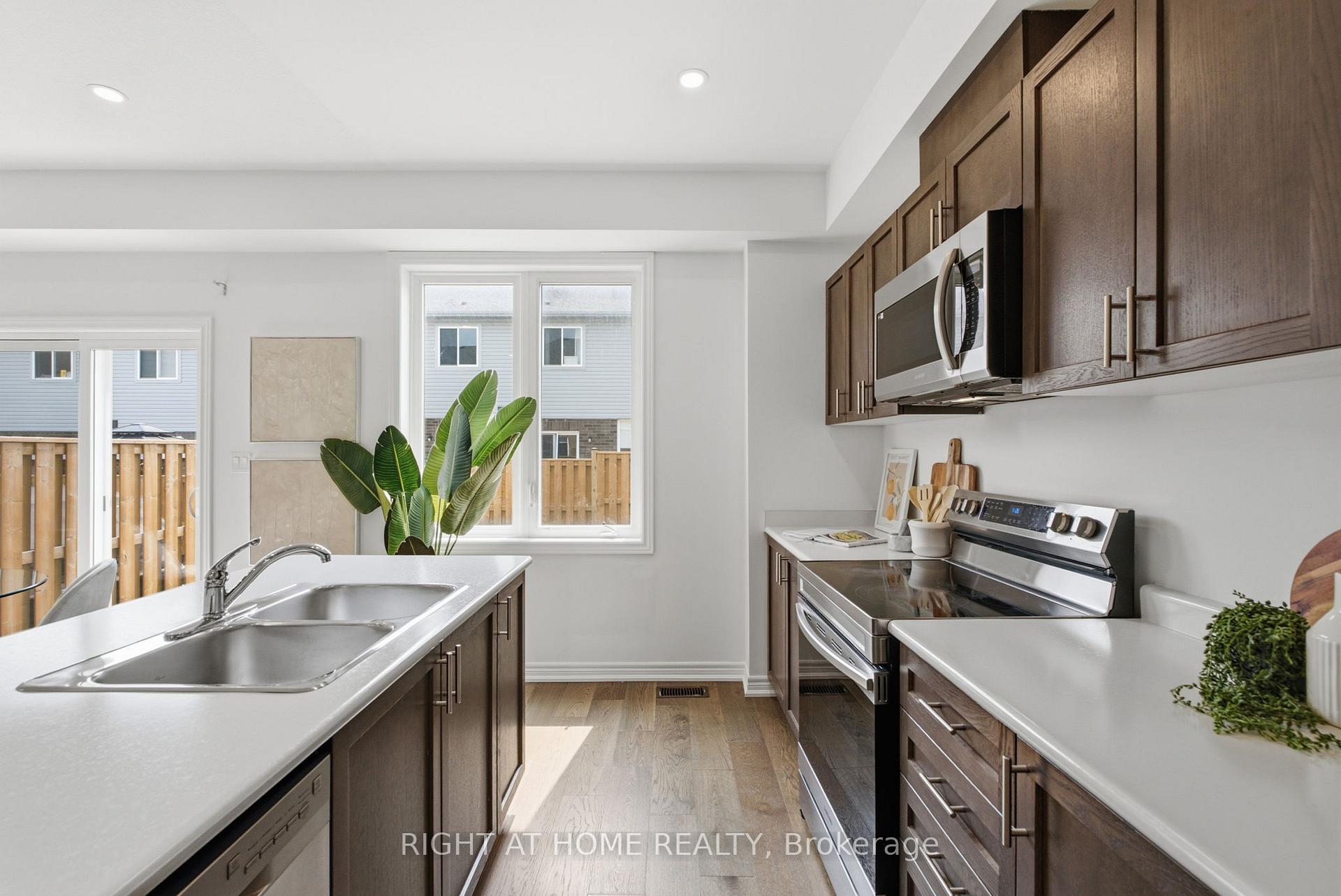 Photo 17 of 415 East 16th Street, Hamilton, Hill Park — HOMEH