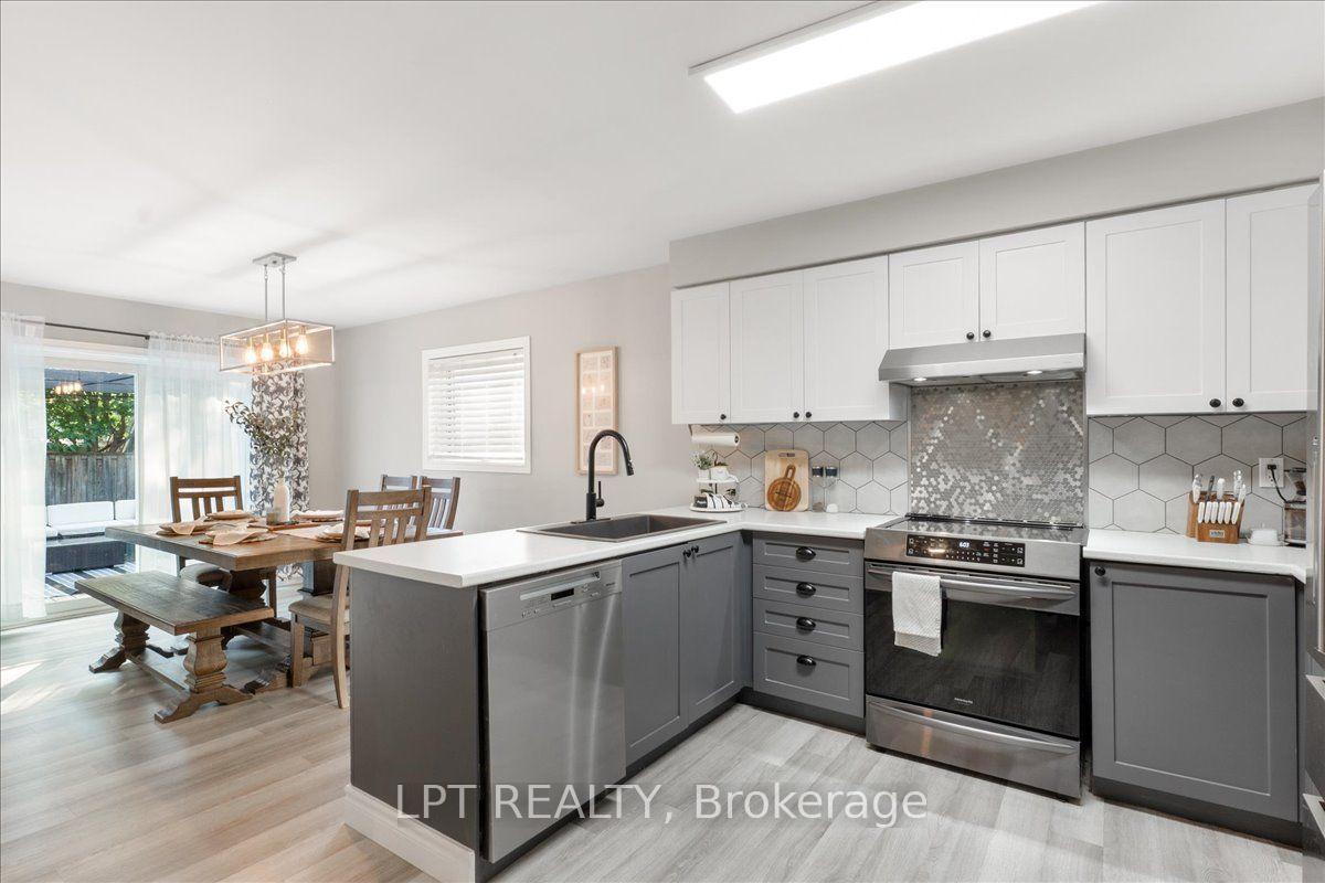 Photo 8 of 88 Calwell Drive, Scugog, Port Perry — HOMEH