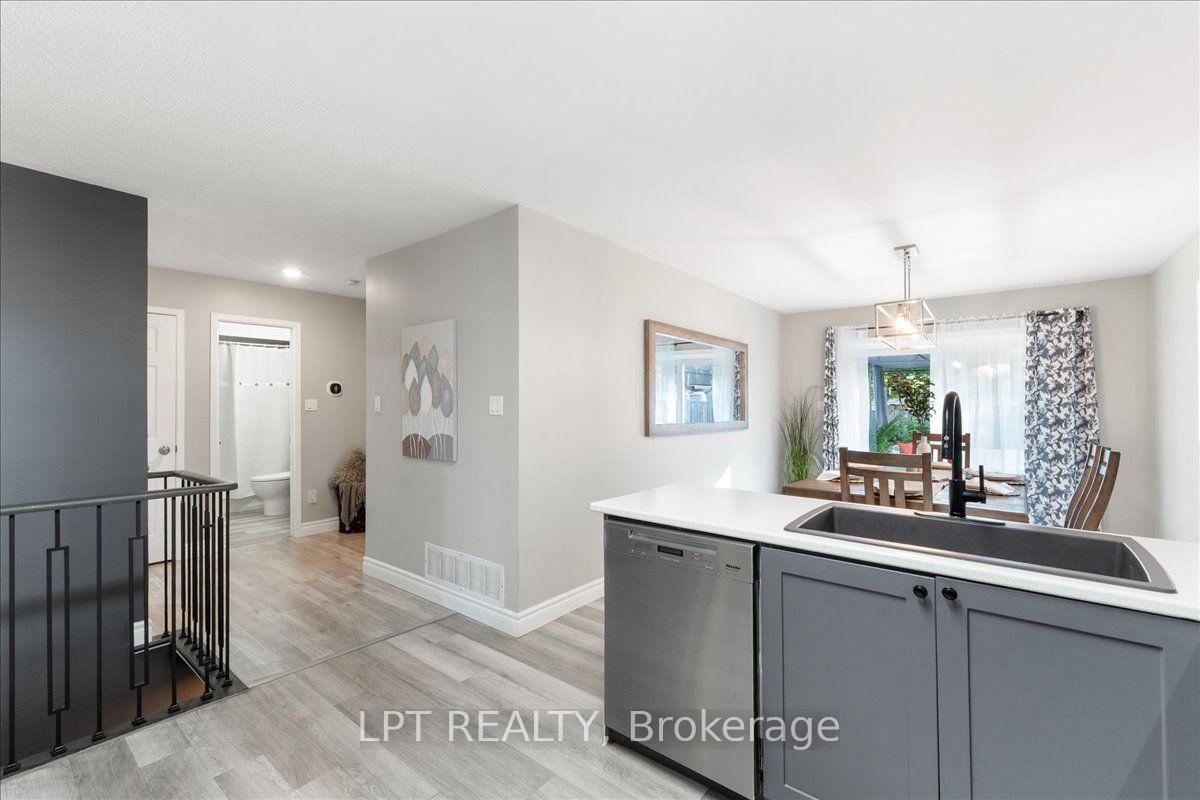 Photo 11 of 88 Calwell Drive, Scugog, Port Perry — HOMEH