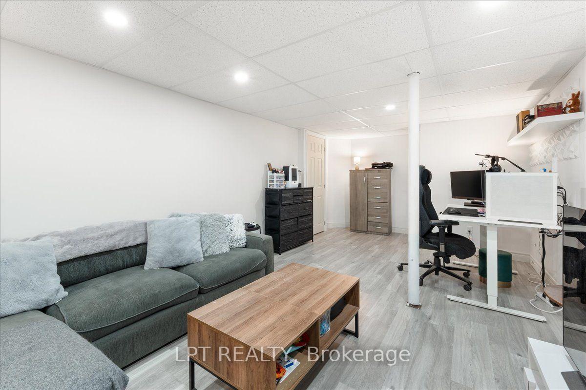 Photo 32 of 88 Calwell Drive, Scugog, Port Perry — HOMEH