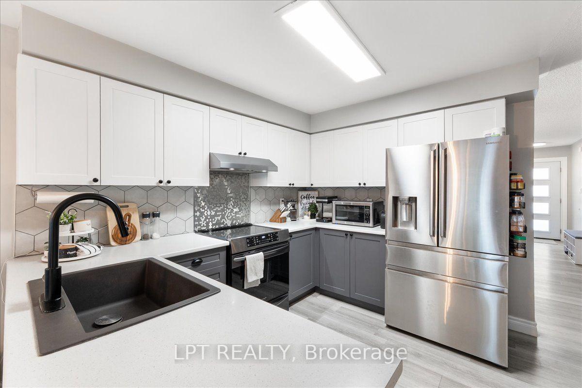 Photo 10 of 88 Calwell Drive, Scugog, Port Perry — HOMEH