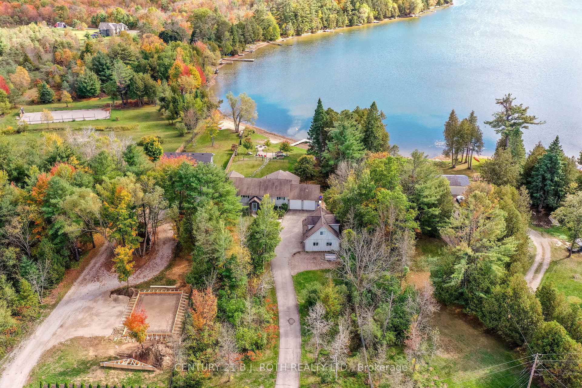 Photo of 3371 Lake St. George Boulevard
