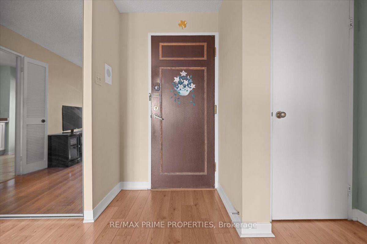 Photo 3 of Unit 903, 1505 Baseline Road, Ottawa, Copeland Park — HOMEH