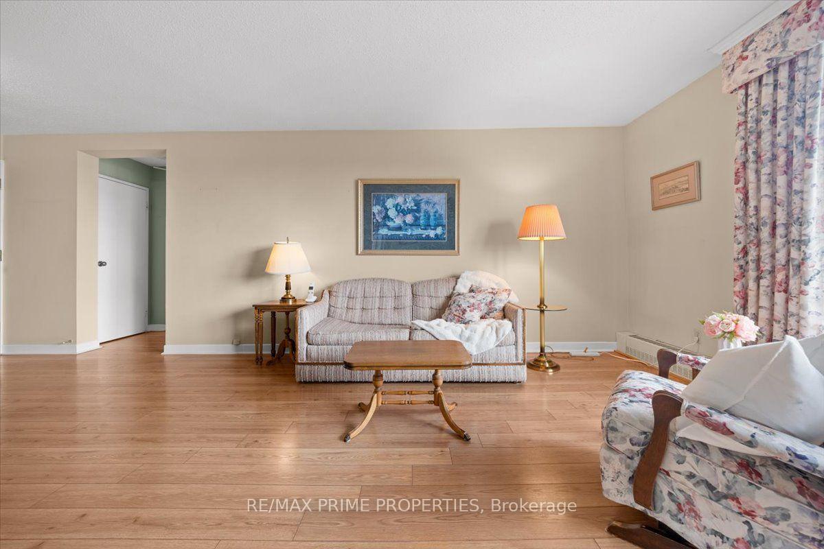 Photo 7 of Unit 903, 1505 Baseline Road, Ottawa, Copeland Park — HOMEH