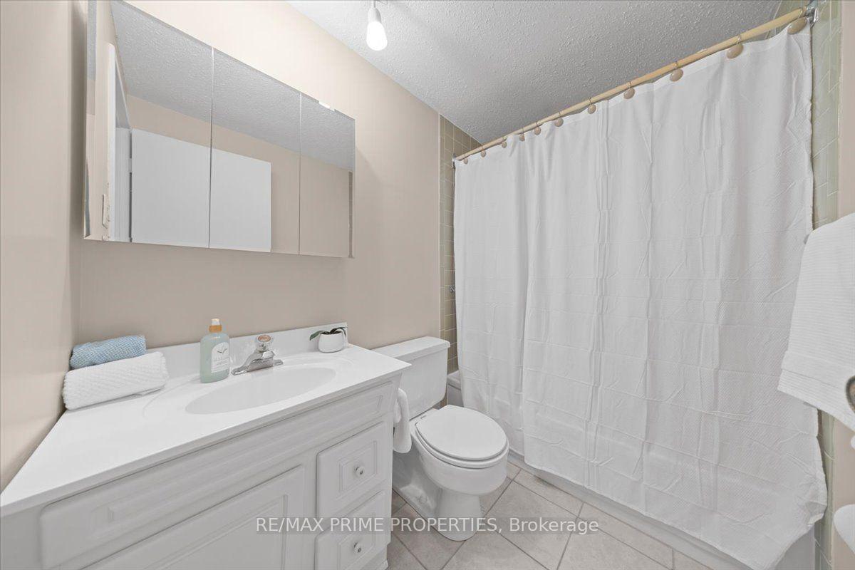 Photo 21 of Unit 903, 1505 Baseline Road, Ottawa, Copeland Park — HOMEH
