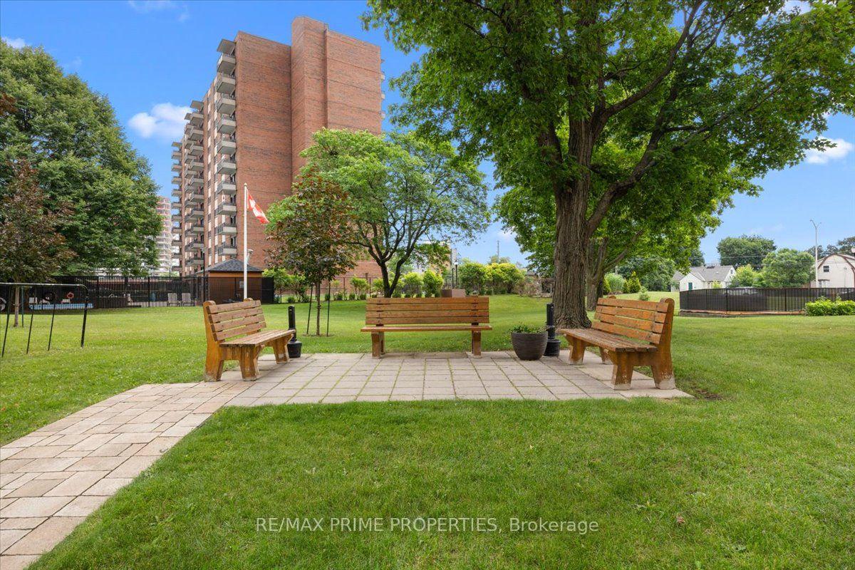 Photo 39 of Unit 903, 1505 Baseline Road, Ottawa, Copeland Park — HOMEH