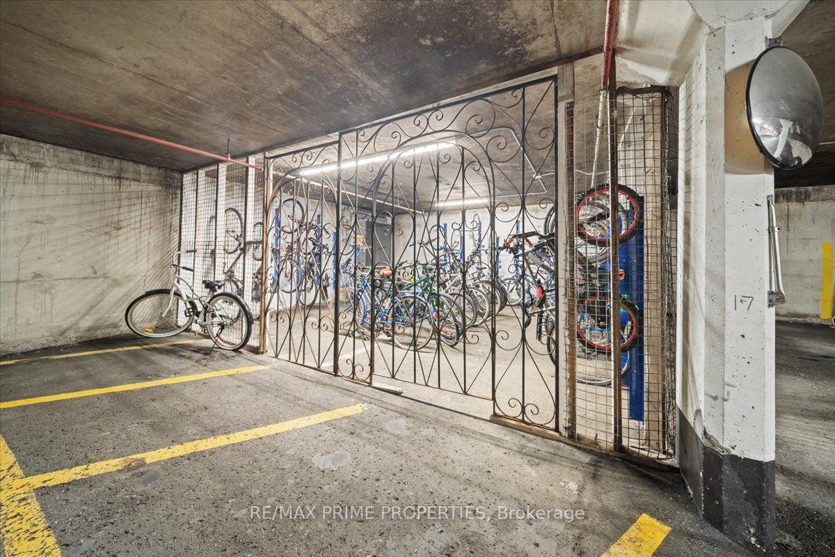 Photo 44 of Unit 903, 1505 Baseline Road, Ottawa, Copeland Park — HOMEH