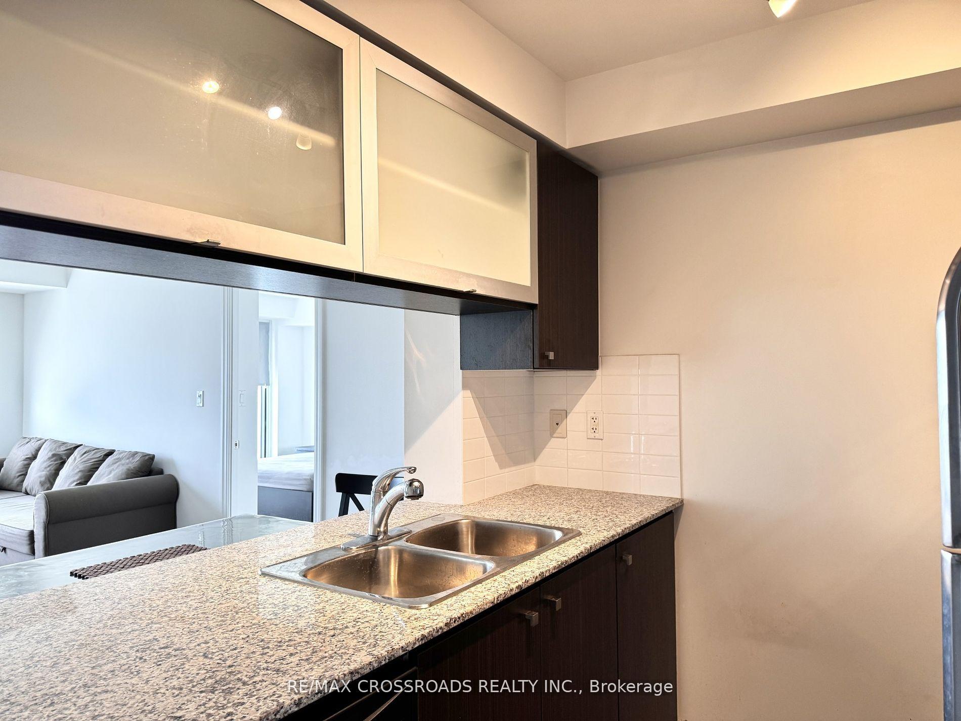 Photo 6 of Unit 3510, 2015 Sheppard Avenue E, North York, Henry Farm — HOMEH