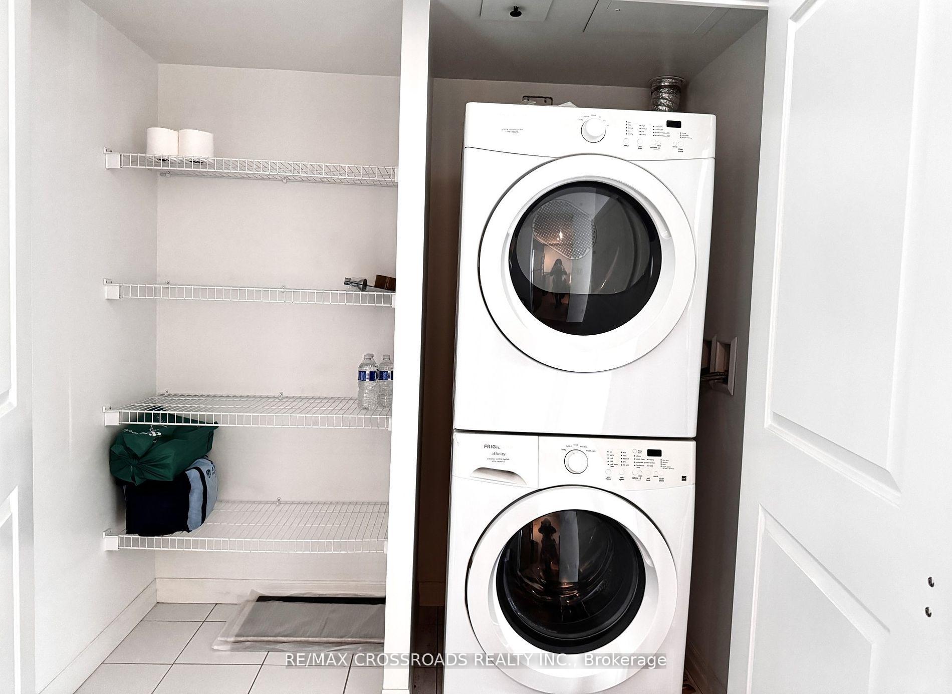 Photo 12 of Unit 3510, 2015 Sheppard Avenue E, North York, Henry Farm — HOMEH