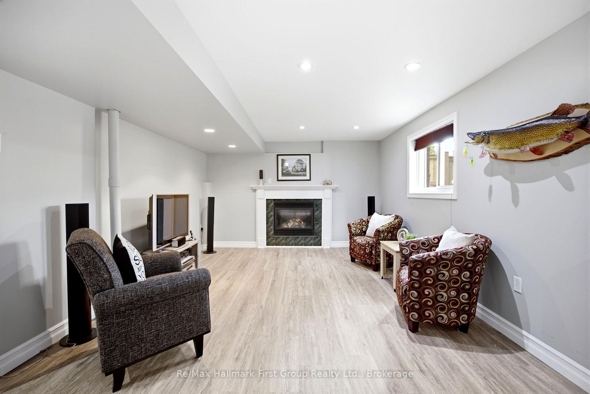Photo 36 of 1 Glencedar Crescent, Whitby, Pringle Creek — HOMEH