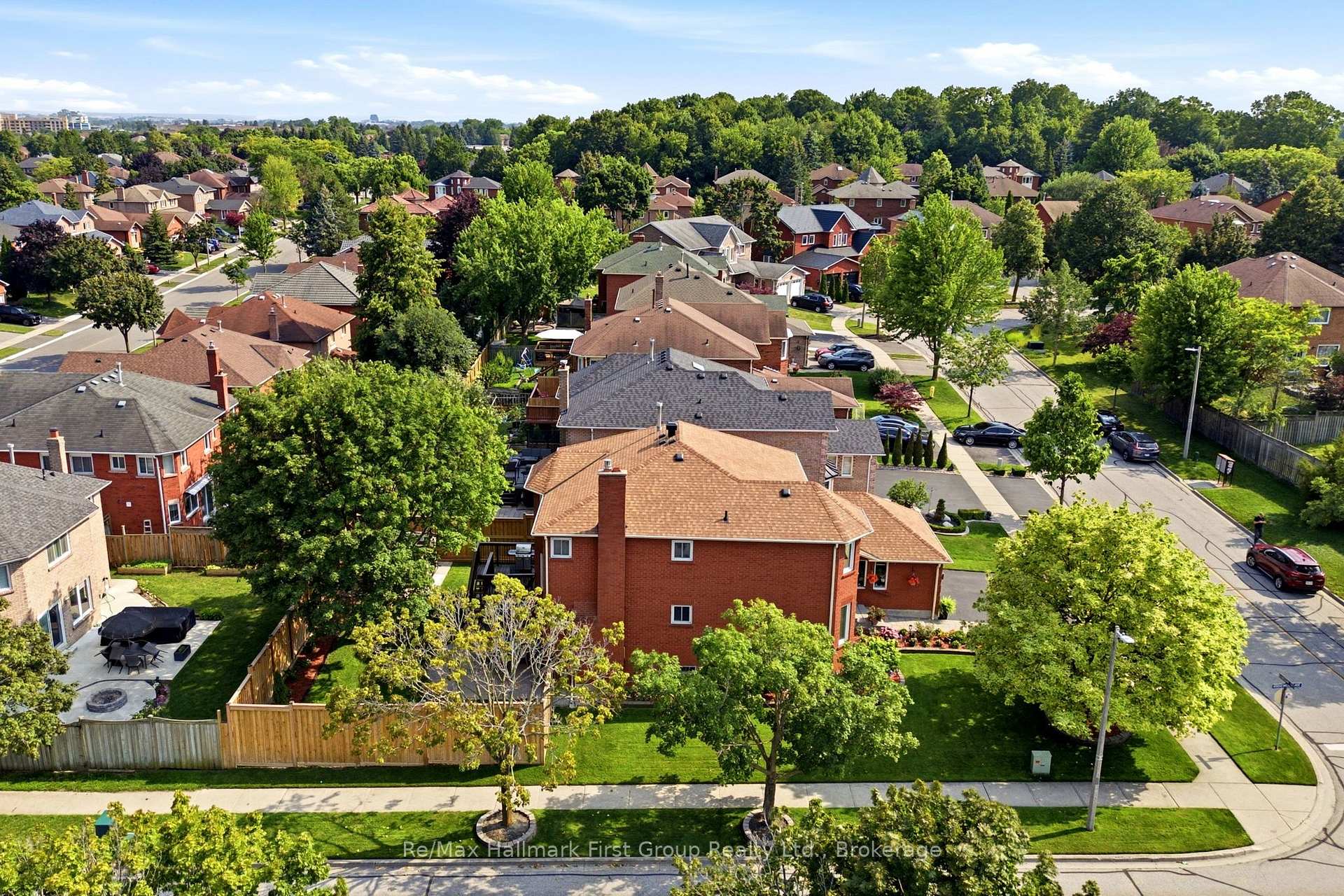 Photo 45 of 1 Glencedar Crescent, Whitby, Pringle Creek — HOMEH