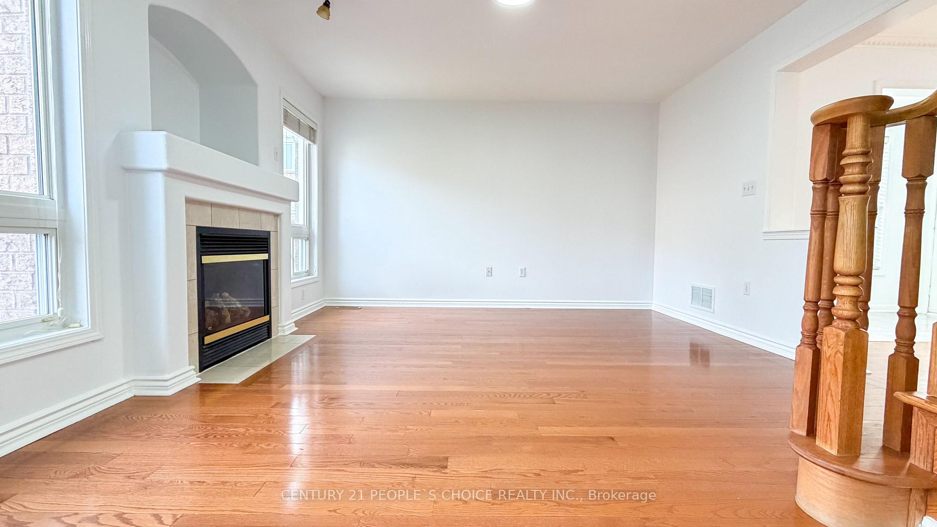Photo 9 of 19 Morgandale Road, Brampton, Fletcher's Meadow — HOMEH