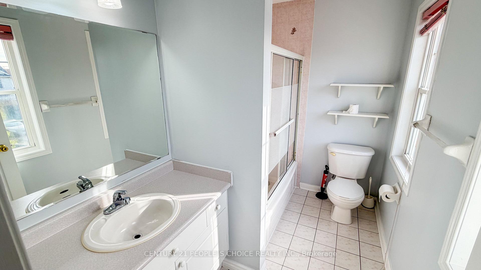 Photo 18 of 19 Morgandale Road, Brampton, Fletcher's Meadow — HOMEH