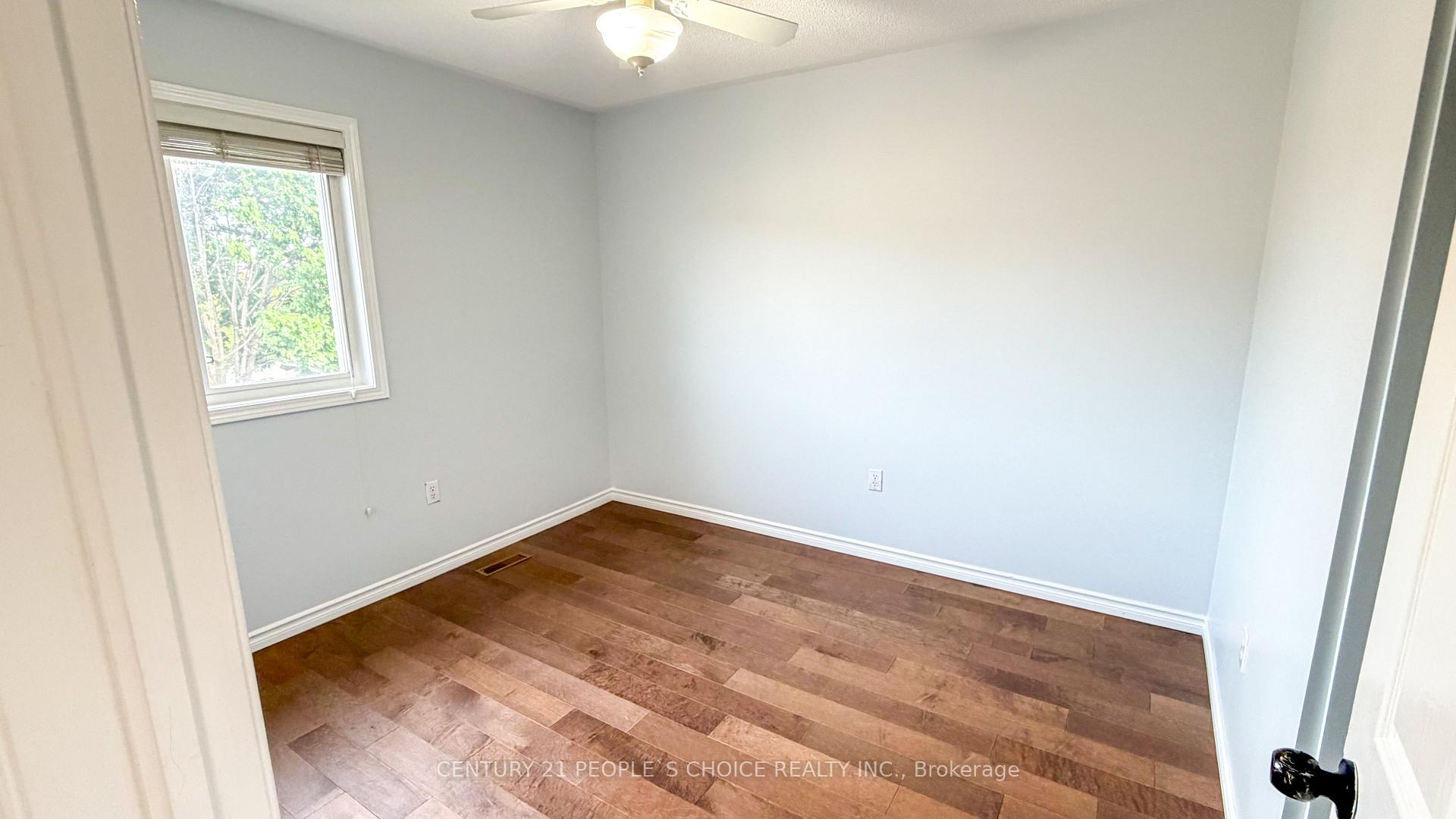 Photo 22 of 19 Morgandale Road, Brampton, Fletcher's Meadow — HOMEH