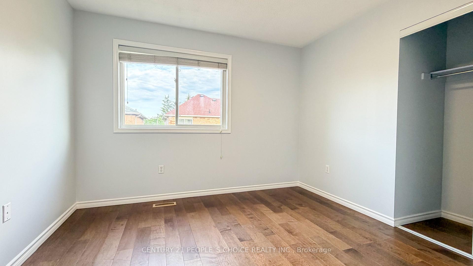 Photo 29 of 19 Morgandale Road, Brampton, Fletcher's Meadow — HOMEH