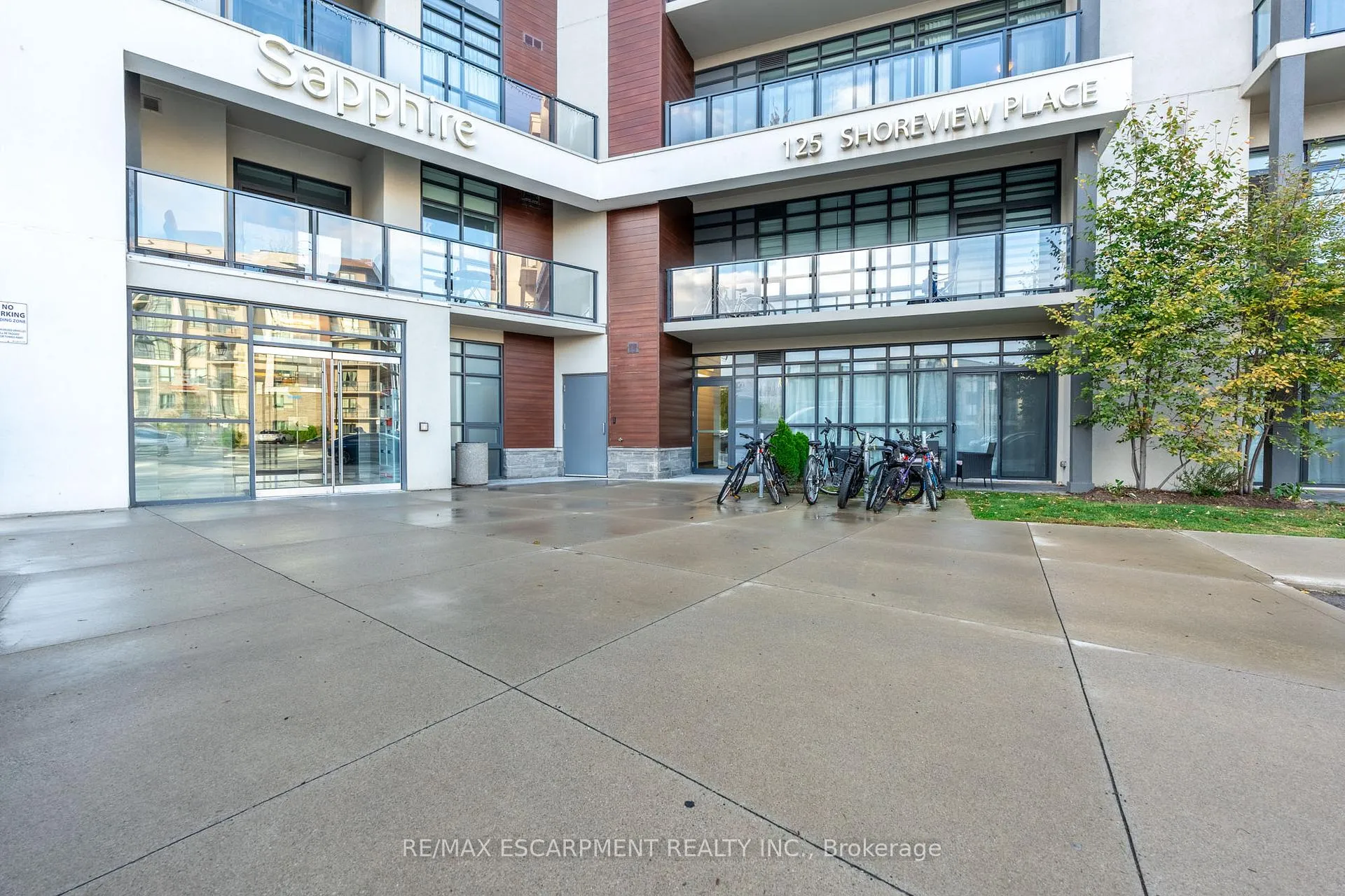 Photo 3 of Unit 509, 125 Shoreview Place, Hamilton, Lakeshore — HOMEH