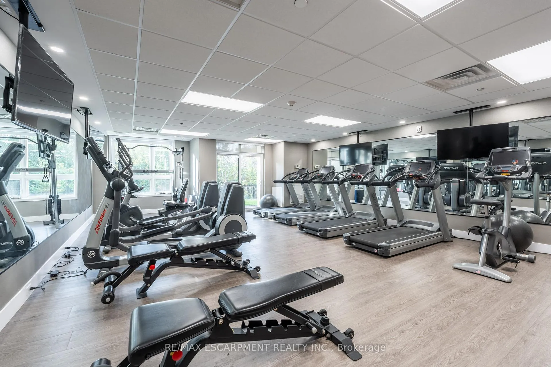 Photo 27 of Unit 509, 125 Shoreview Place, Hamilton, Lakeshore — HOMEH