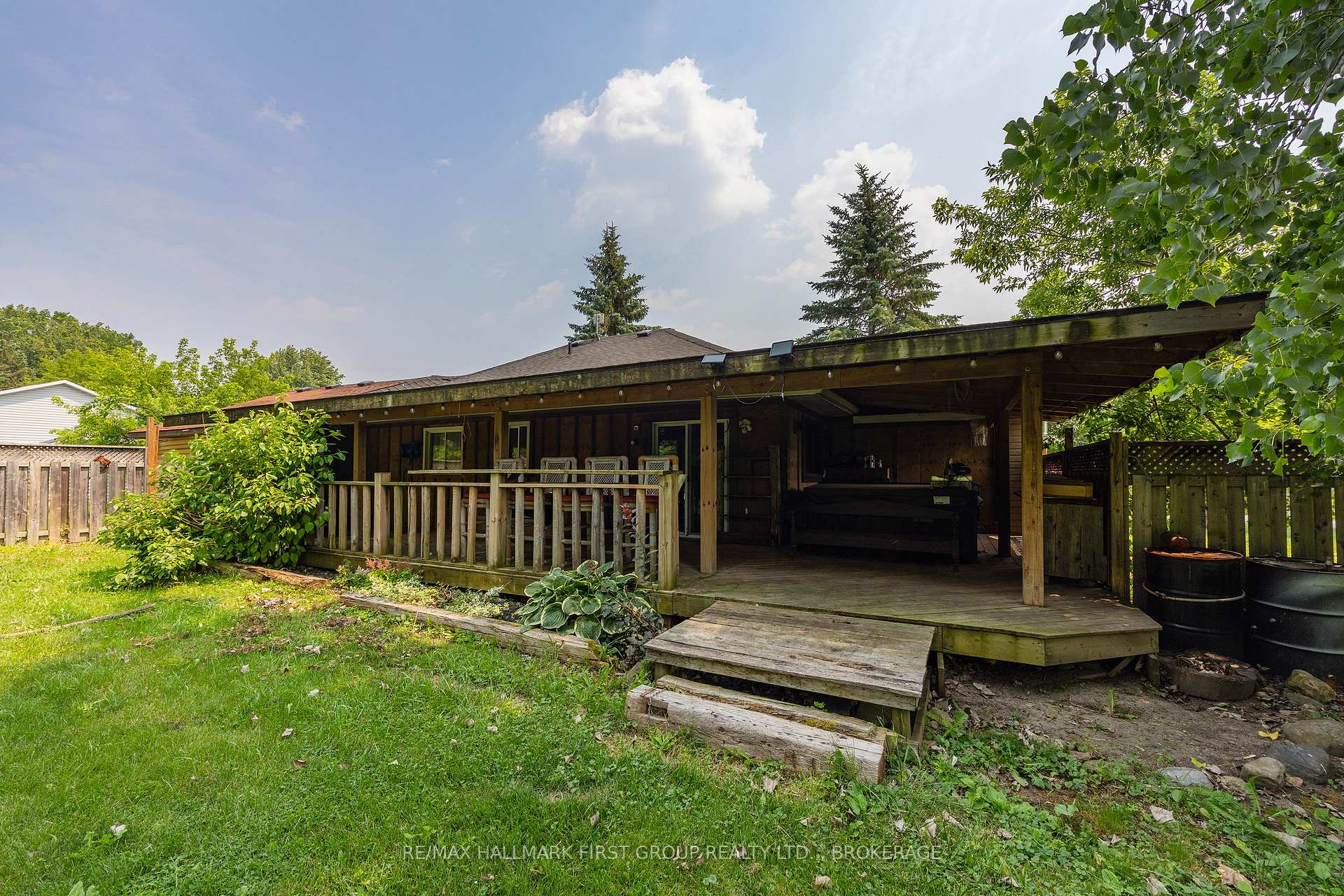 Photo 3 of 469 Absalom Road, Loyalist, Lennox and Addington - South — HOMEH
