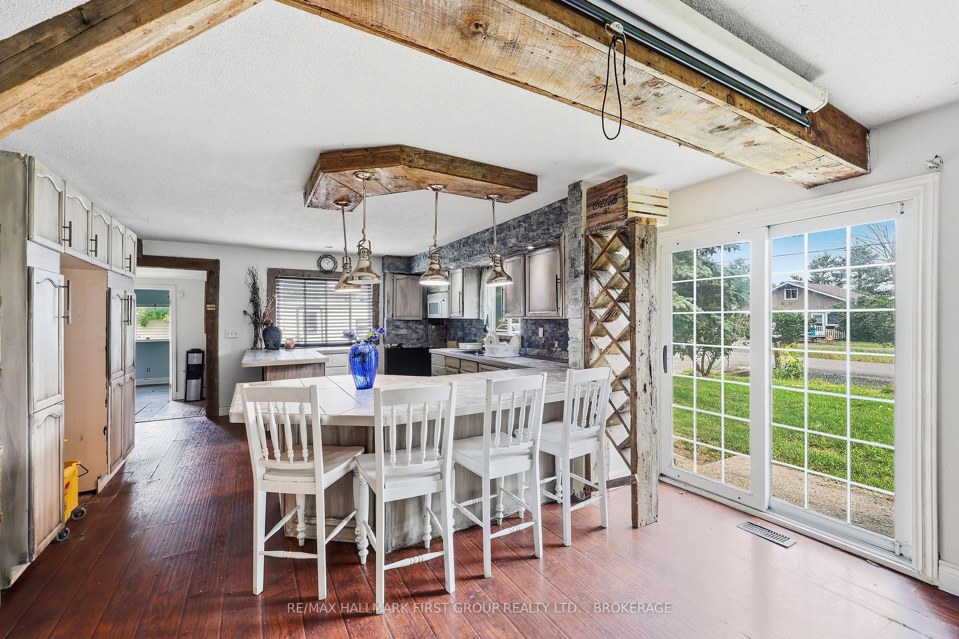 Photo 6 of 469 Absalom Road, Loyalist, Lennox and Addington - South — HOMEH