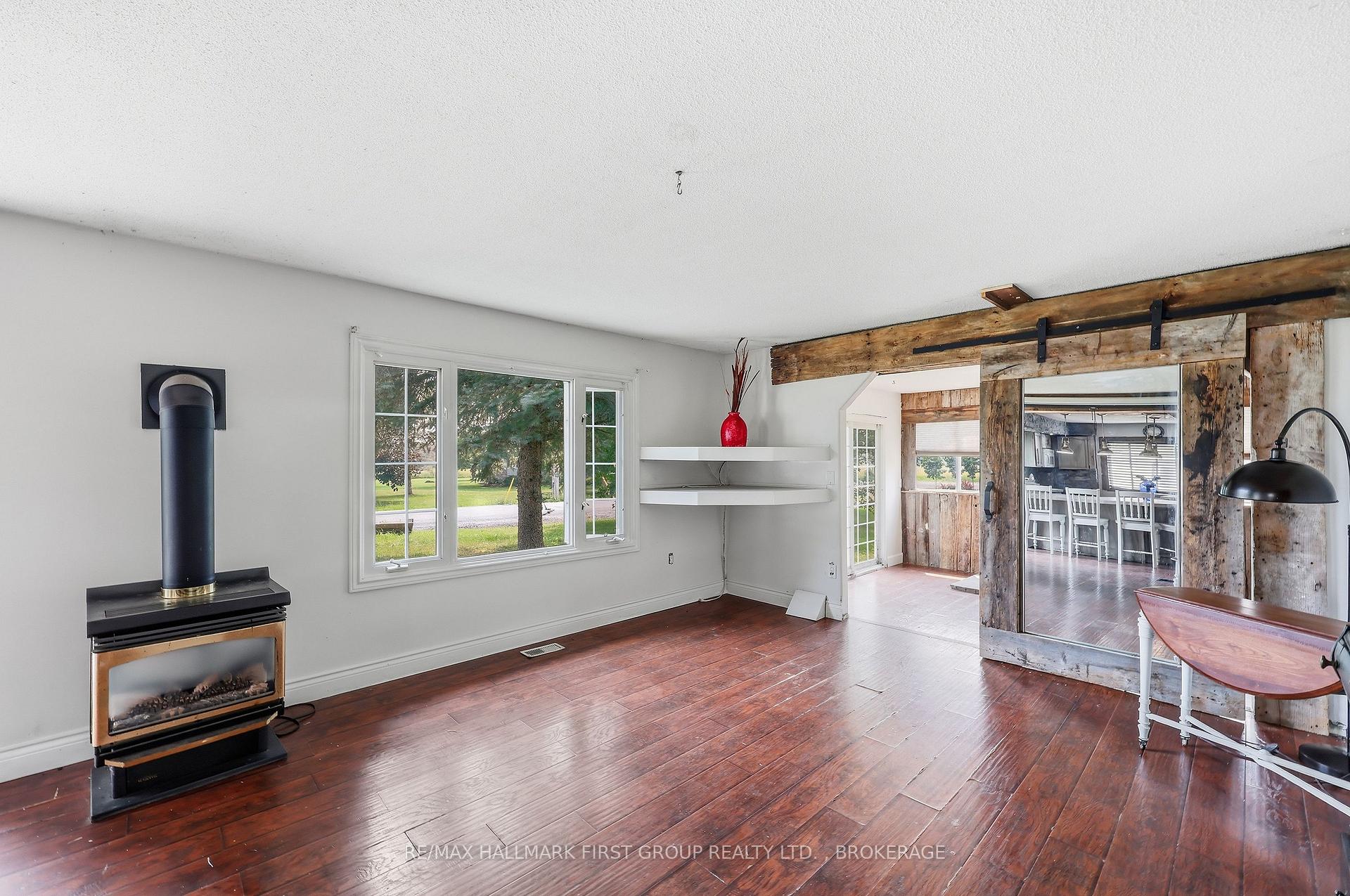 Photo 15 of 469 Absalom Road, Loyalist, Lennox and Addington - South — HOMEH