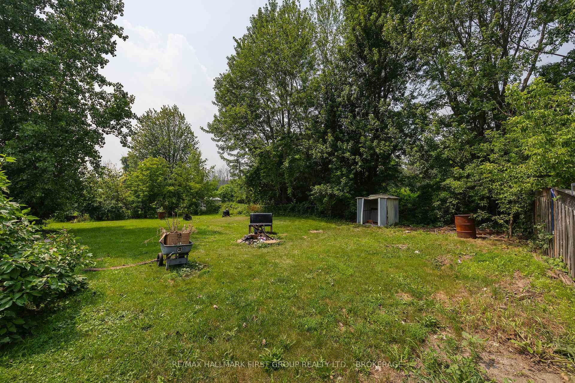 Photo 26 of 469 Absalom Road, Loyalist, Lennox and Addington - South — HOMEH