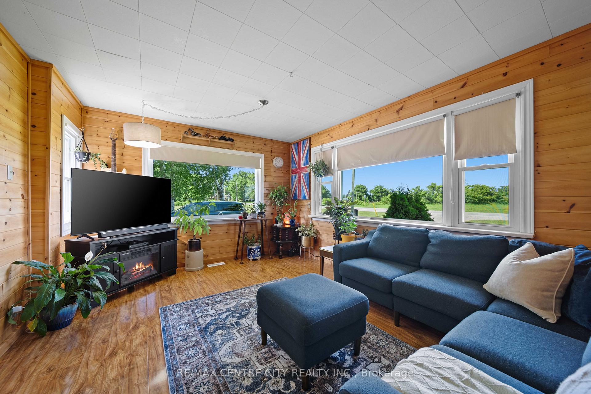 Photo 10 of 9664 Belmont Road, Central Elgin, New Sarum — HOMEH