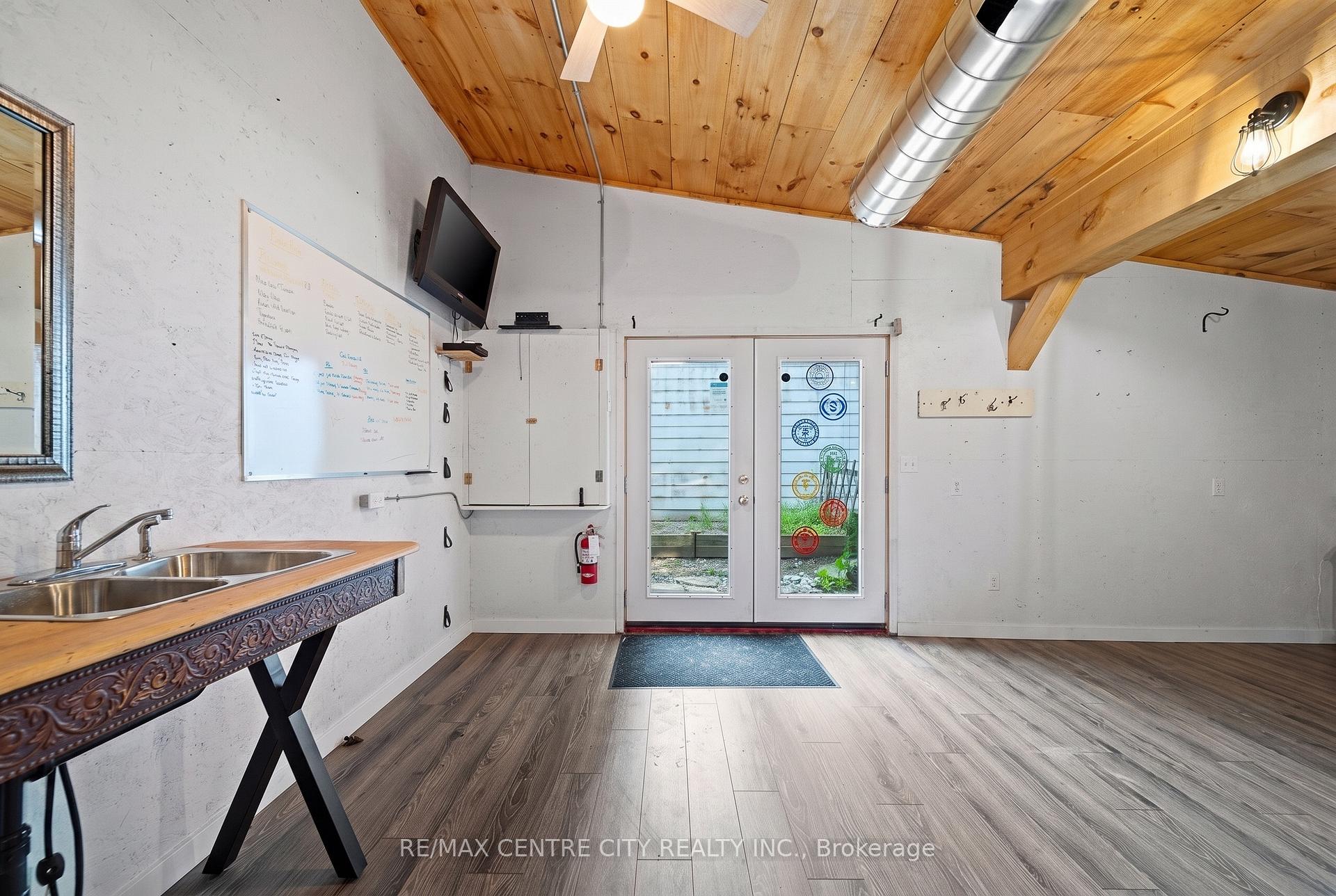 Photo 38 of 9664 Belmont Road, Central Elgin, New Sarum — HOMEH