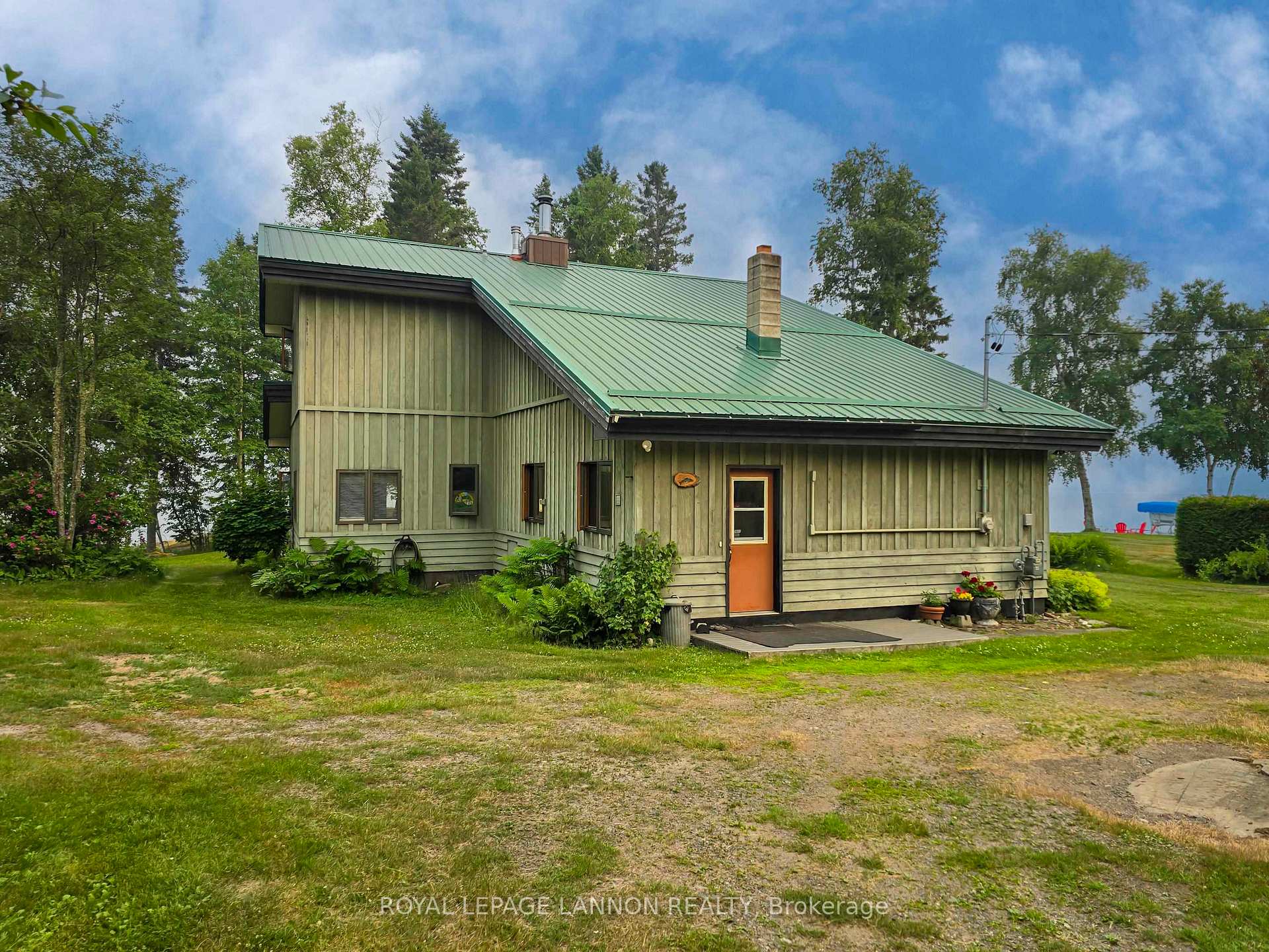 Photo 4 of 2719 Birch Beach Rd., Shuniah — HOMEH