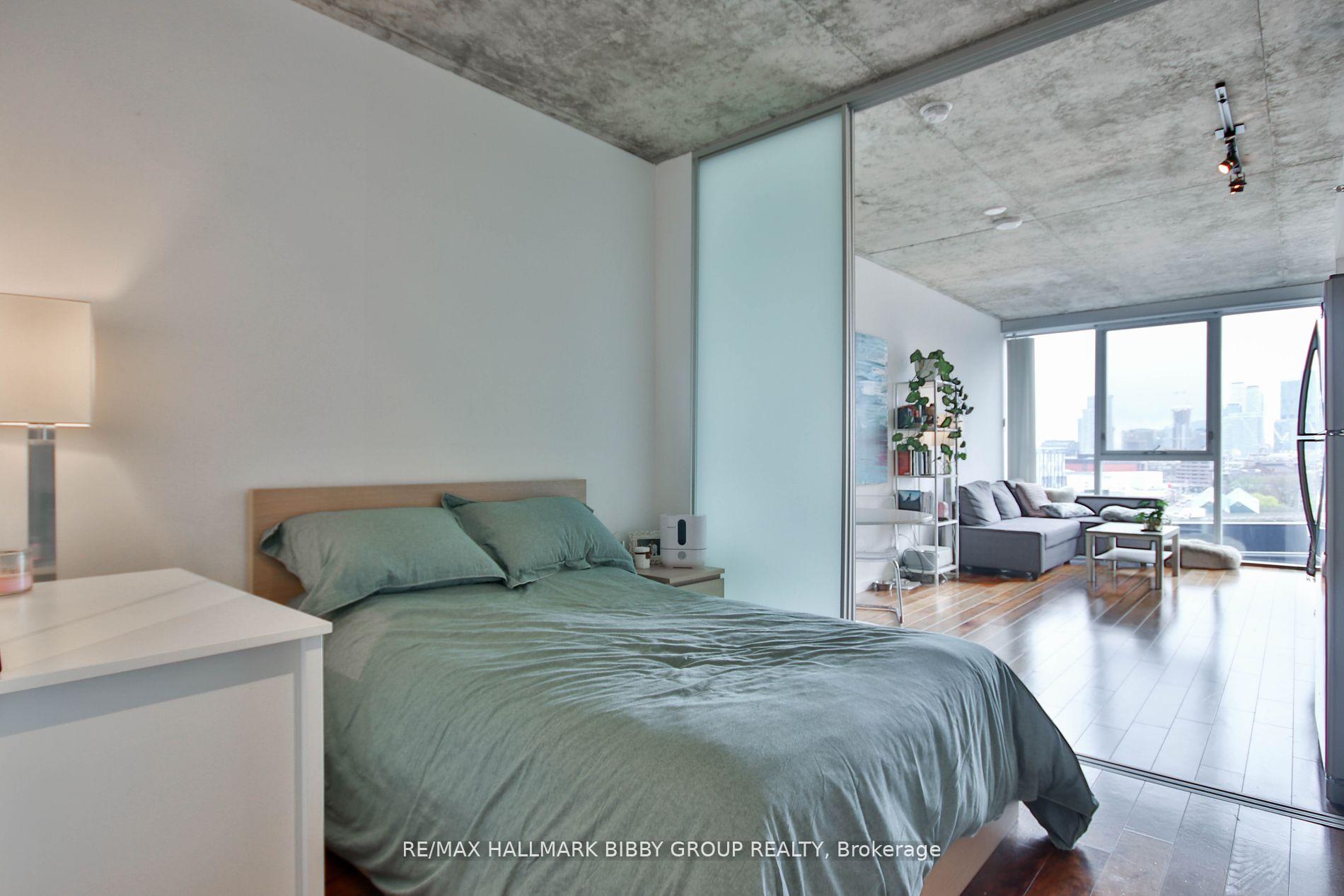 Photo 14 of Unit 911, 32 Trolley Crescent, Toronto, Moss Park — HOMEH