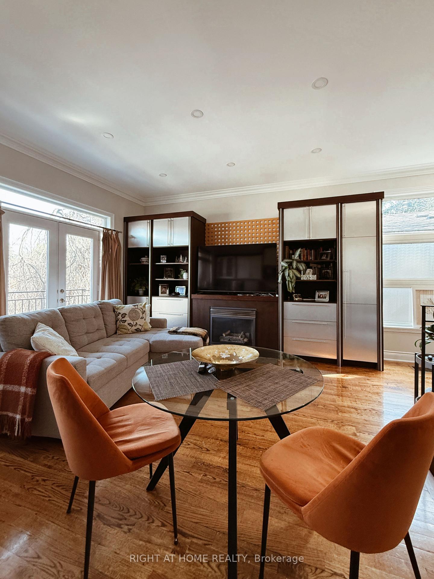 Photo 7 of Unit 1, 1186 Royal York Road, Etobicoke, Edenbridge-Humber Valley — HOMEH