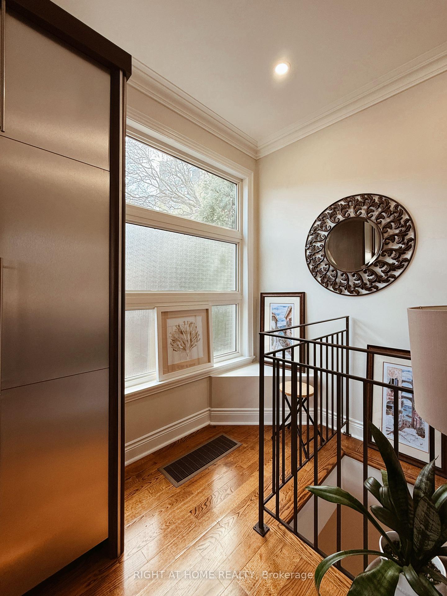 Photo 9 of Unit 1, 1186 Royal York Road, Etobicoke, Edenbridge-Humber Valley — HOMEH