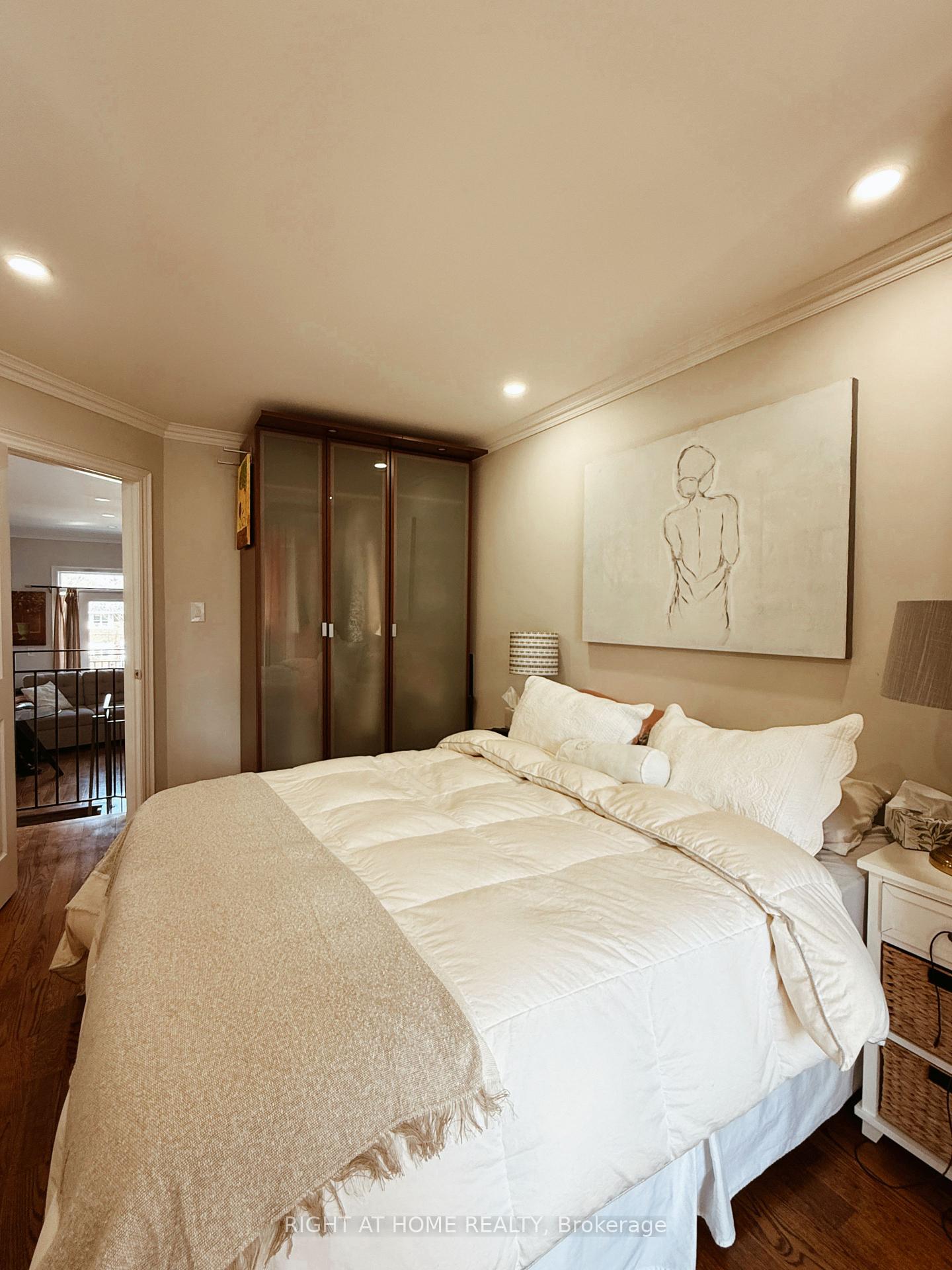 Photo 13 of Unit 1, 1186 Royal York Road, Etobicoke, Edenbridge-Humber Valley — HOMEH
