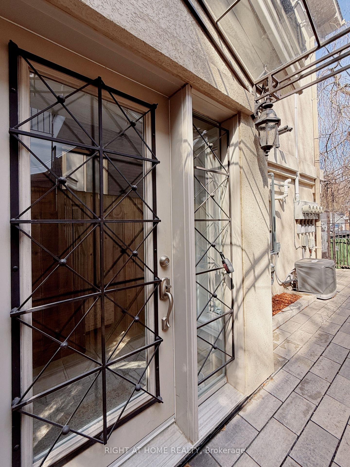 Photo 24 of Unit 1, 1186 Royal York Road, Etobicoke, Edenbridge-Humber Valley — HOMEH