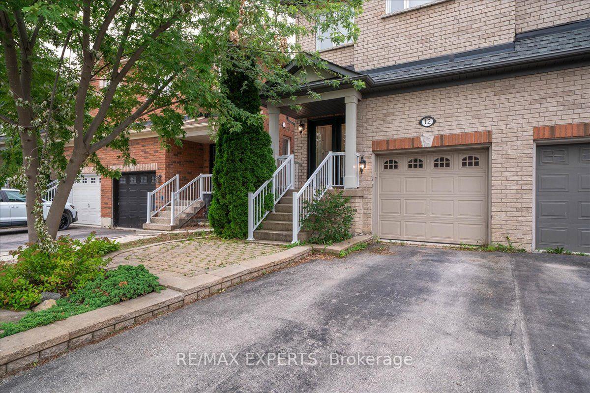 Photo 3 of 12 Silvervalley Drive, Caledon, Bolton North — HOMEH