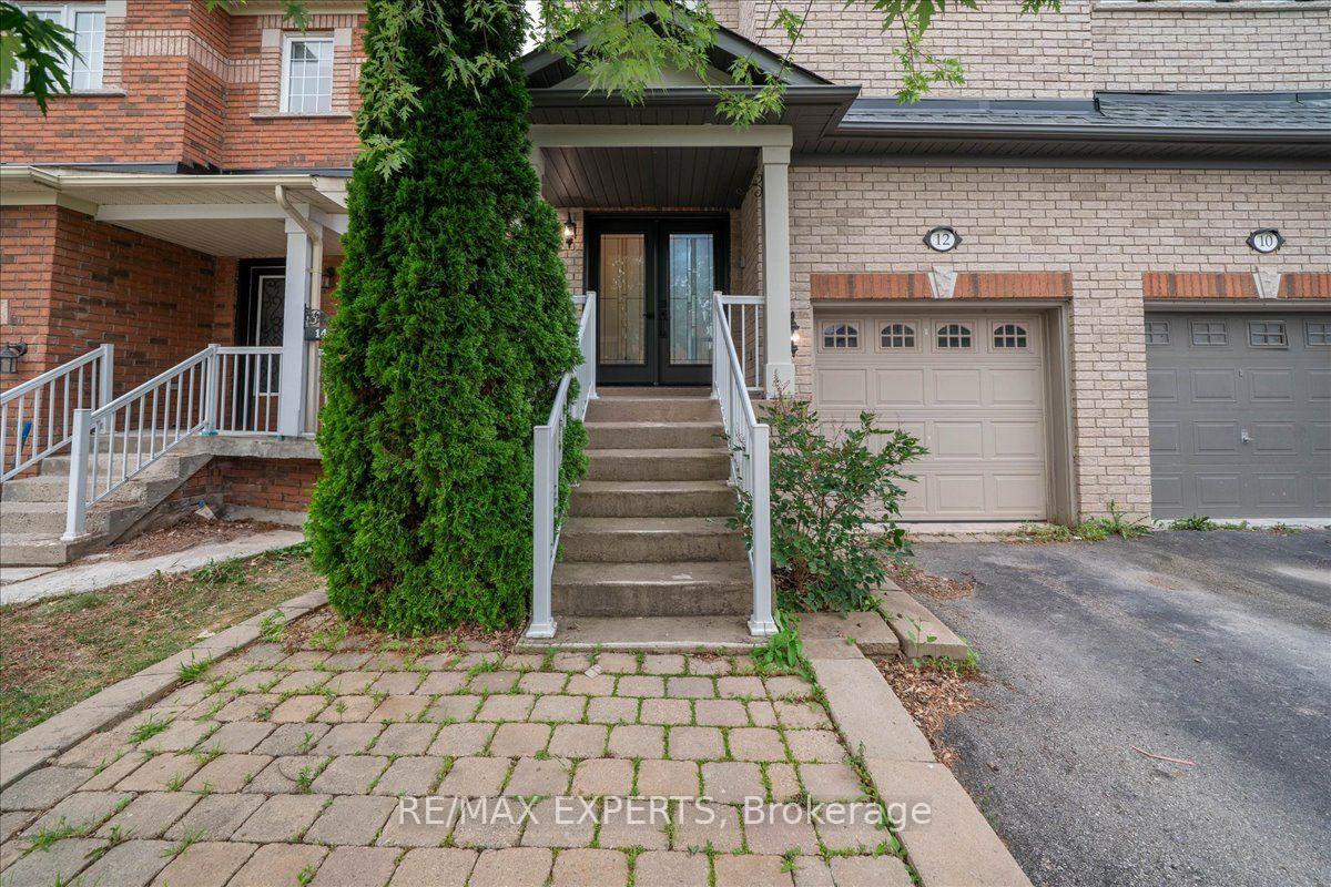 Photo 4 of 12 Silvervalley Drive, Caledon, Bolton North — HOMEH