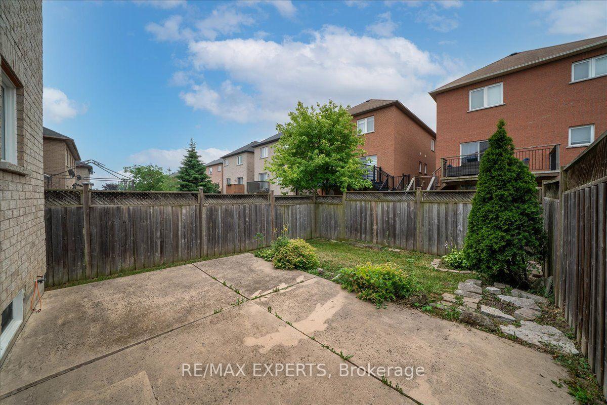 Photo 44 of 12 Silvervalley Drive, Caledon, Bolton North — HOMEH