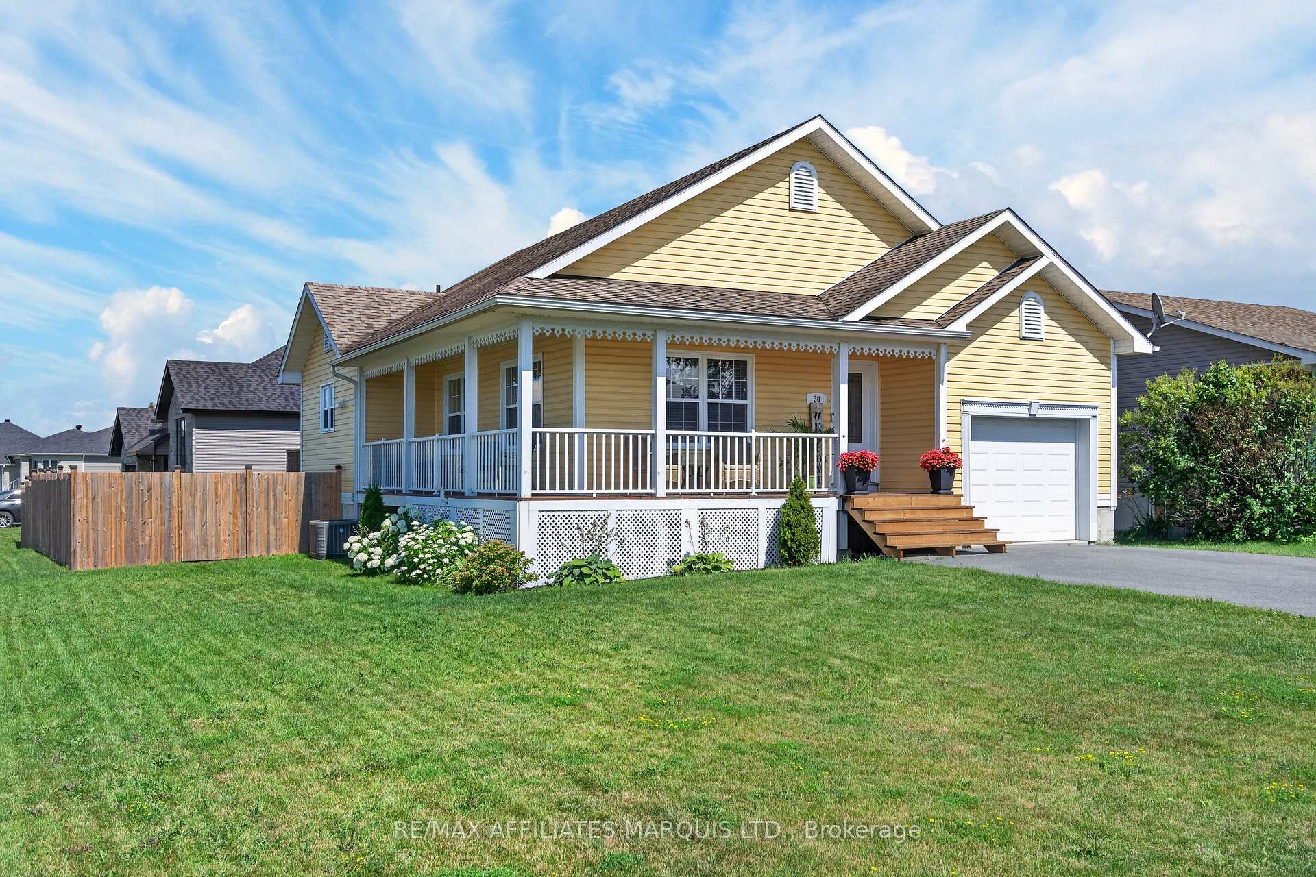 Photo 2 of 30 Cherry Street, South Stormont, Long Sault — HOMEH