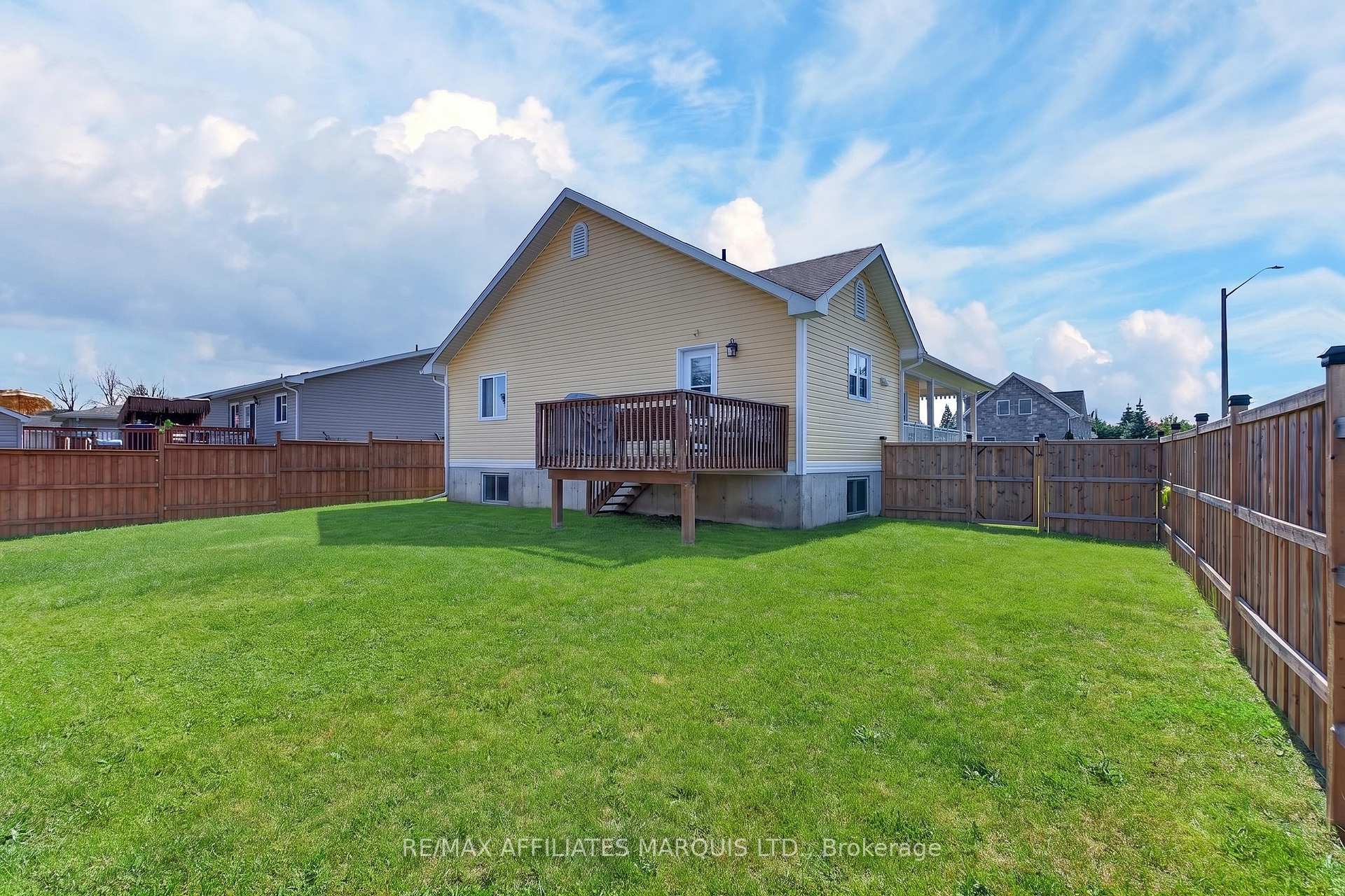Photo 36 of 30 Cherry Street, South Stormont, Long Sault — HOMEH