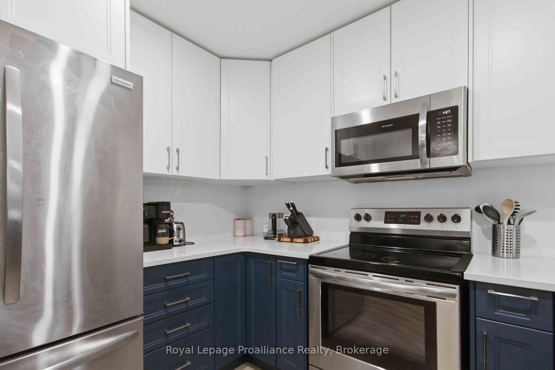 Photo 9 of 21 Cedar Park Crescent, Quinte West, Murray Ward — HOMEH