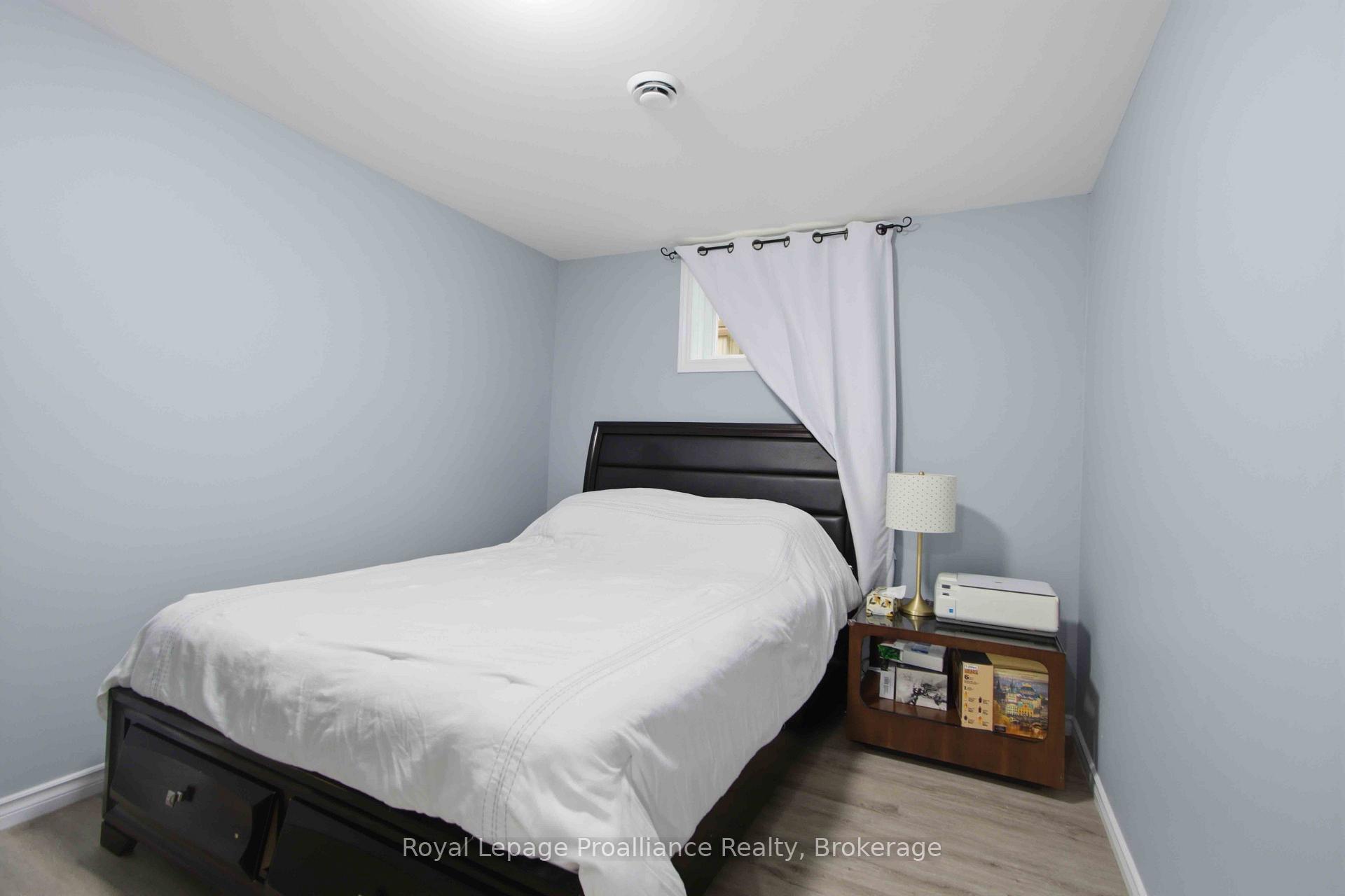 Photo 22 of 21 Cedar Park Crescent, Quinte West, Murray Ward — HOMEH