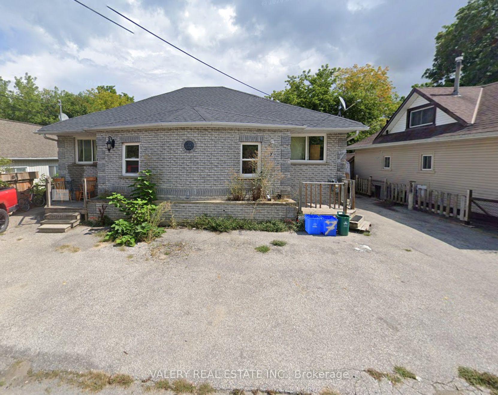Photo of 9 Ravenswood Drive