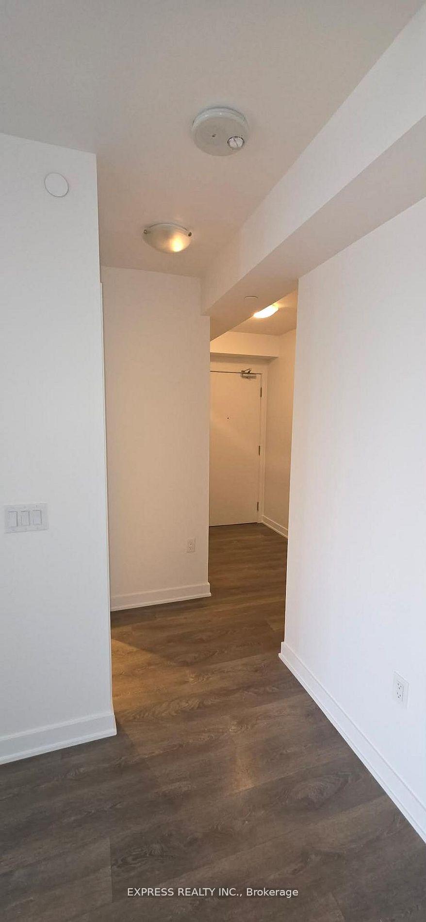 Photo 2 of Unit 2212, 195 Redpath Avenue, Toronto, Mount Pleasant West — HOMEH