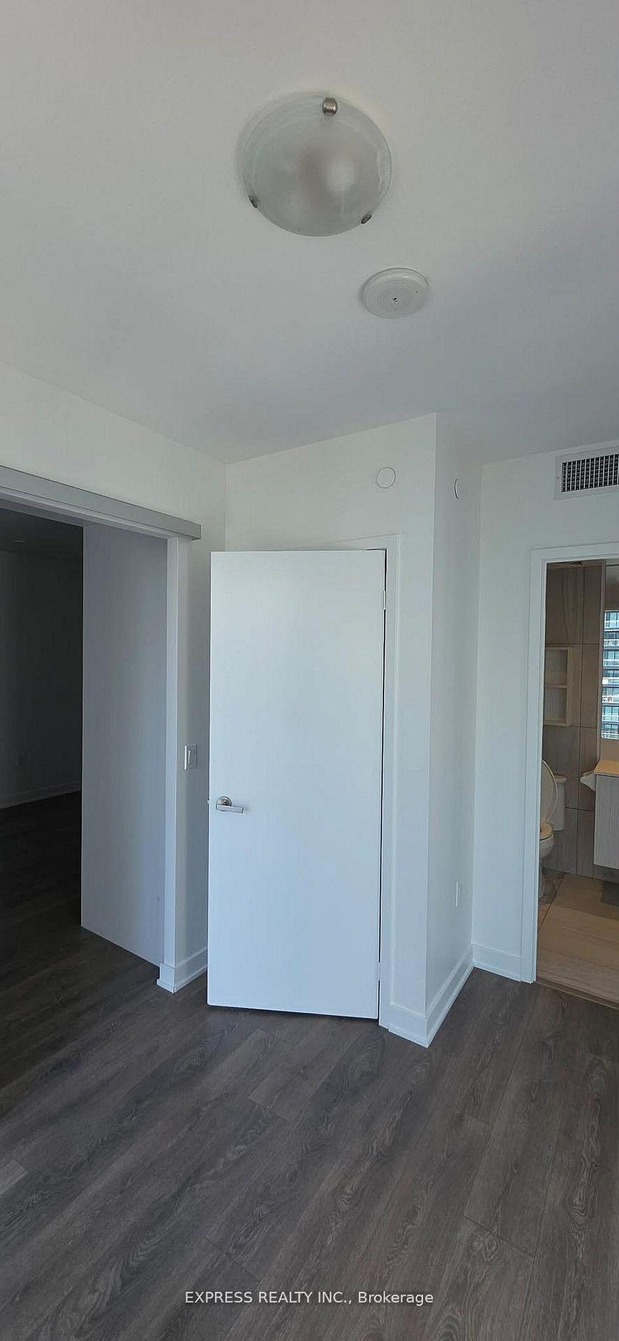 Photo 7 of Unit 2212, 195 Redpath Avenue, Toronto, Mount Pleasant West — HOMEH