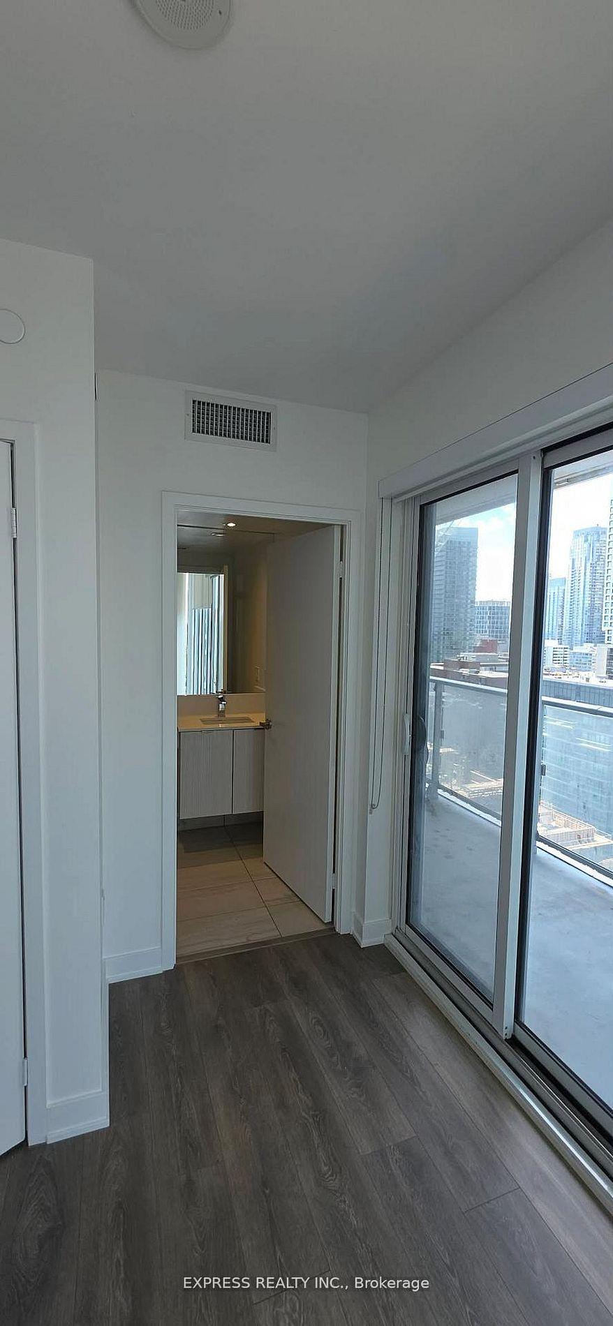 Photo 14 of Unit 2212, 195 Redpath Avenue, Toronto, Mount Pleasant West — HOMEH
